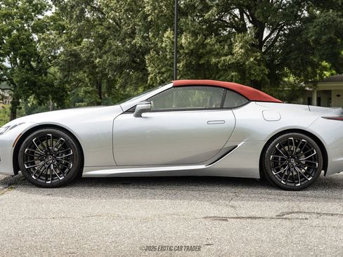 Used 2022 Lexus LC 500 Convert w/ Accessory Package RWD image 15