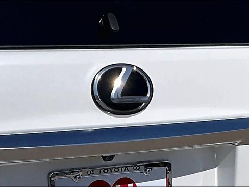 Used 2020 Lexus GX 460 Premium w/ Premium Package AWD/4WD image 59