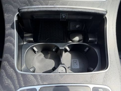 Used 2023 Mercedes-Benz E 350 4MATIC Sedan image 19