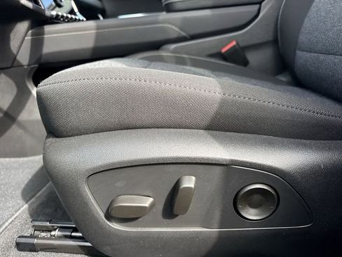 New 2026 GMC Acadia Elevation FWD image 13