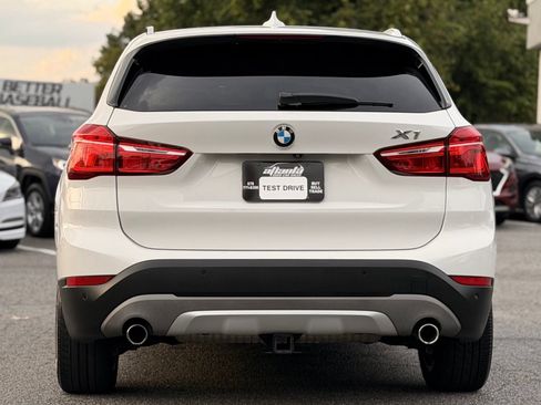 Used 2018 BMW X1 xDrive28i w/ Convenience Package AWD/4WD image 4