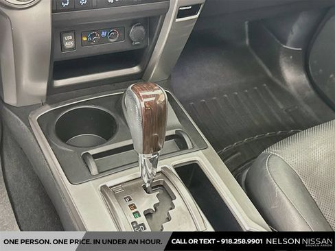 Used 2016 Toyota 4Runner Limited AWD/4WD image 17