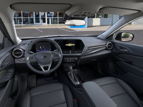 New 2026 Chevrolet Trax ACTIV FWD image 39