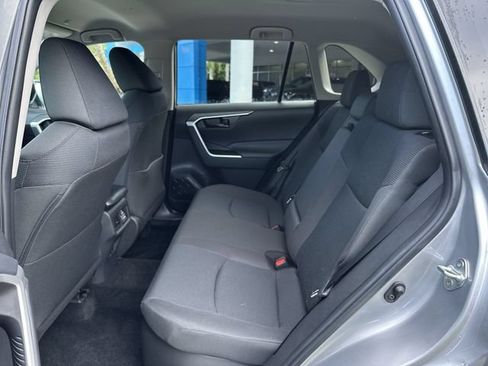 Used 2025 Toyota RAV4 LE AWD/4WD image 27