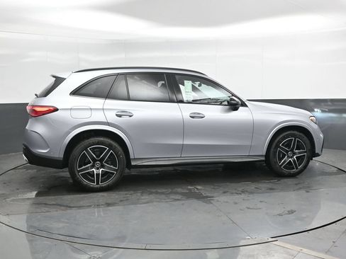 New 2026 Mercedes-Benz GLC 300 4MATIC image 3
