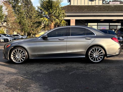 Used 2019 Mercedes-Benz C 300 C 300 4MATIC Sedan image 8