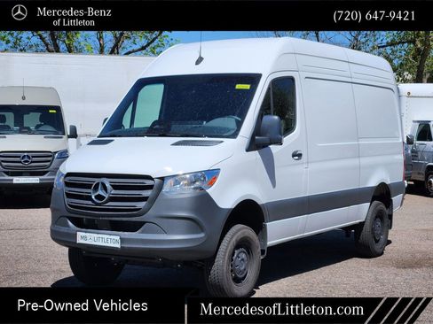 Used 2025 Mercedes-Benz Sprinter 2500 image 1