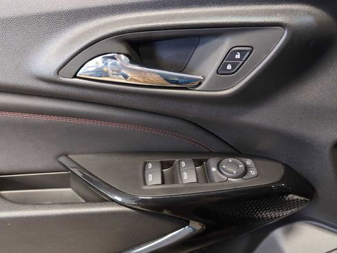 Used 2025 Chevrolet Trax RS w/ Driver Confidence Package image 22