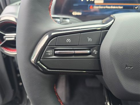 New 2026 Chevrolet Equinox EV RS image 30