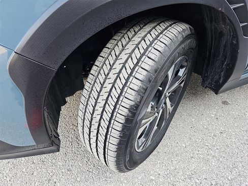 Certified 2025 Subaru Crosstrek 2.0i Premium image 33