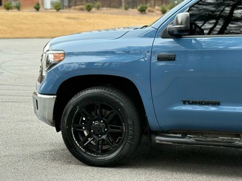 Used 2020 Toyota Tundra SR5 w/ SR5 Upgrade Package image 7