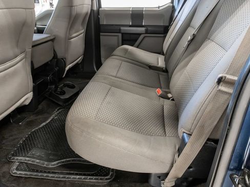 Used 2015 Ford F150 XLT AWD/4WD image 22