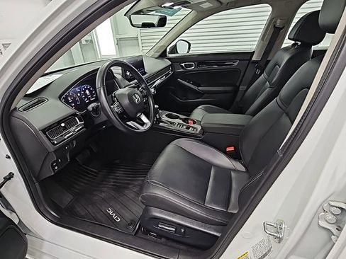 Used 2024 Honda Civic Touring image 11