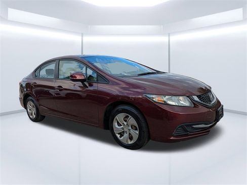 Used 2013 Honda Civic LX image 2