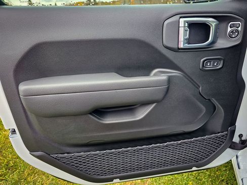 New 2026 Jeep Wrangler Sport S image 10