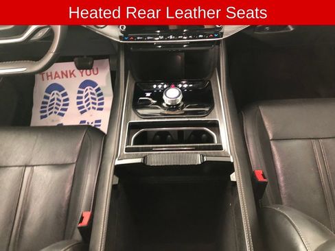 Used 2024 Jeep Wagoneer L Series II w/ Flexible Seating Group AWD/4WD image 9