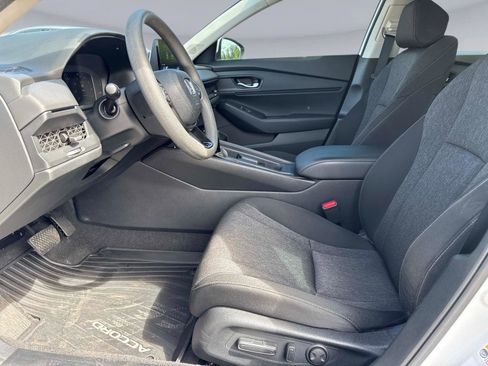 Certified 2023 Honda Accord EX image 19