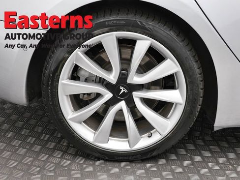 Used 2018 Tesla Model 3 Mid Range RWD image 24