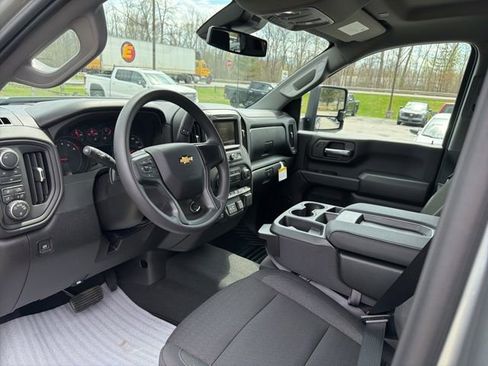 New 2026 Chevrolet Silverado 2500 Custom w/ Custom Value Package AWD/4WD image 17