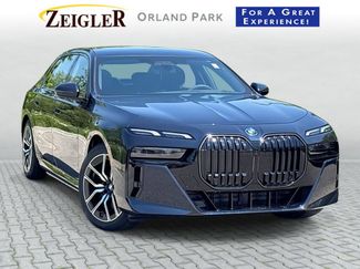 Used 2026 BMW 750e xDrive AWD/4WD video 1