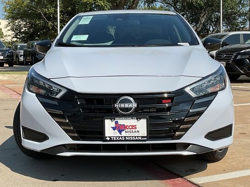 New 2025 Nissan Versa SR w/ Trunk Package image 3