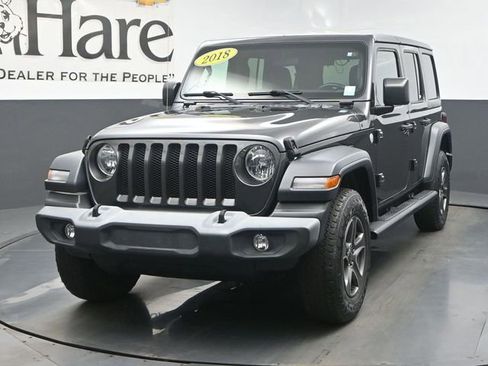 Used 2018 Jeep Wrangler Unlimited Sport S AWD/4WD image 33