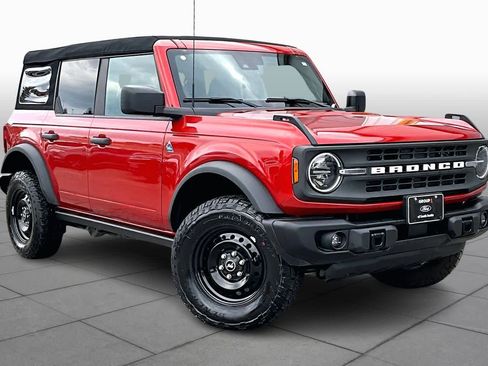 Certified 2023 Ford Bronco Black Diamond image 2