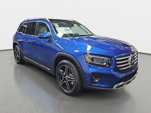 New 2026 Mercedes-Benz GLB 250 image 4