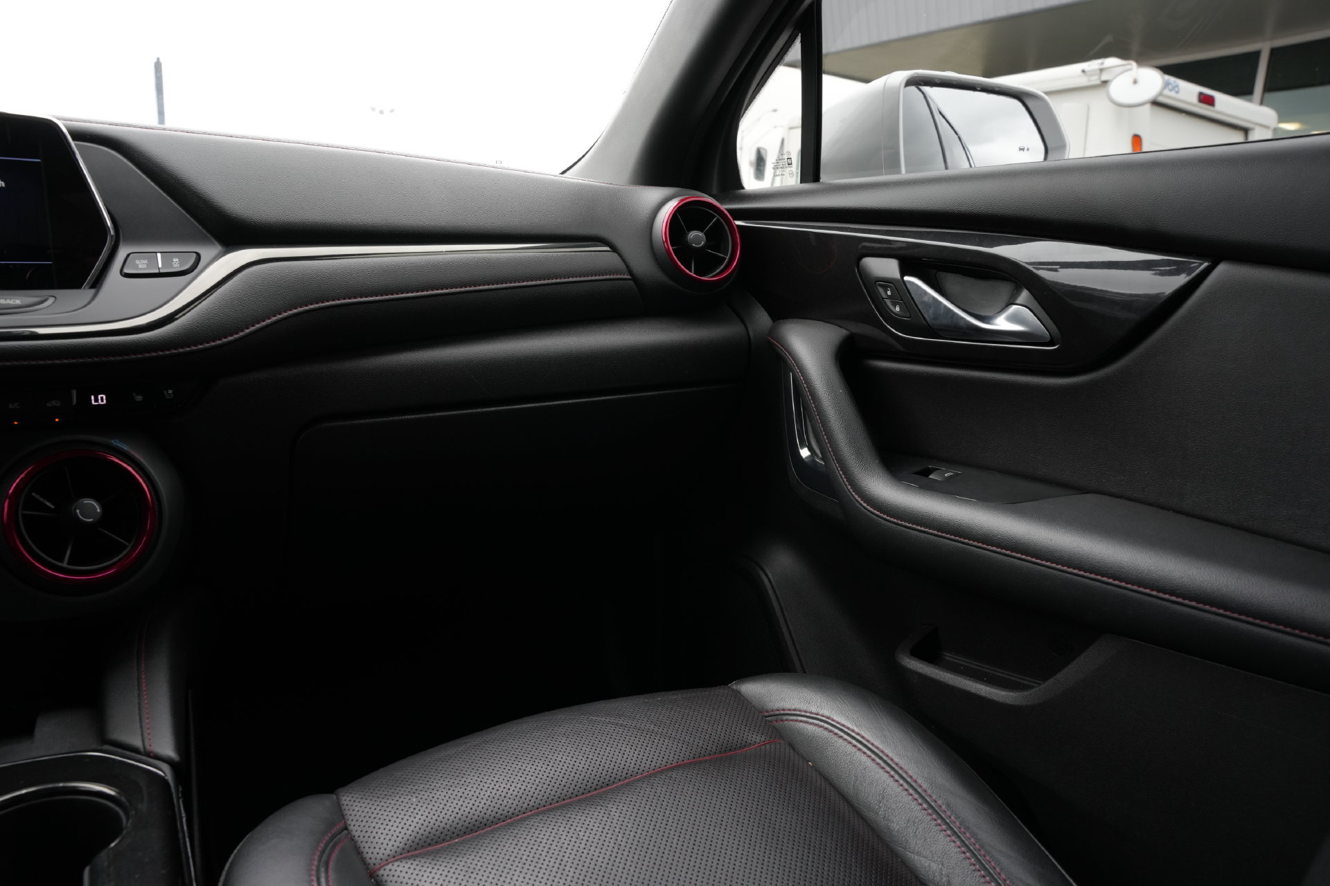 Used 2019 Chevrolet Blazer RS AWD/4WD image 6