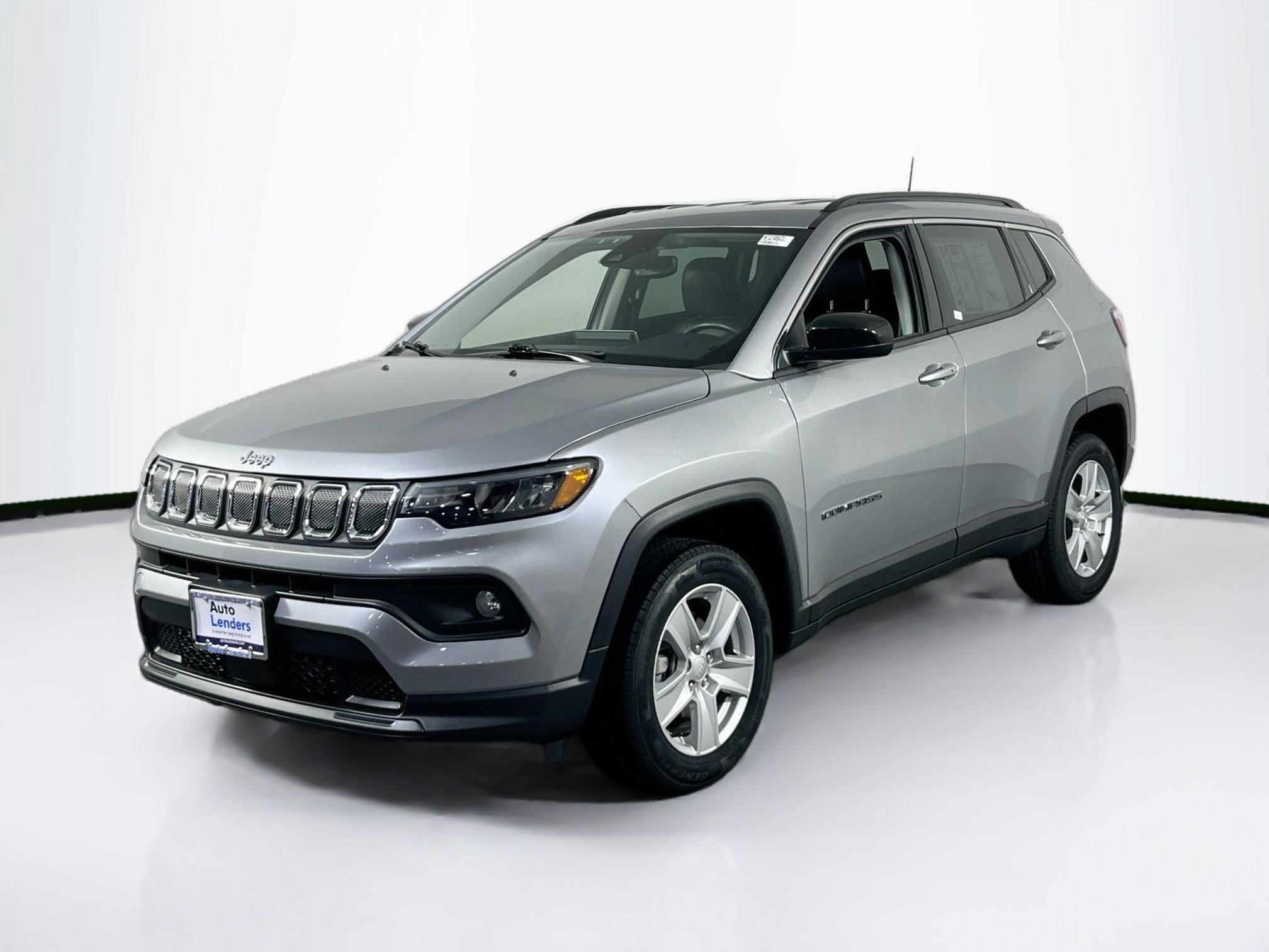 Used 2022 Jeep Compass Latitude w/ Convenience Group AWD/4WD image 1