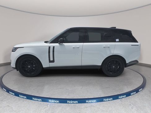 Used 2025 Land Rover Range Rover SE AWD/4WD image 9