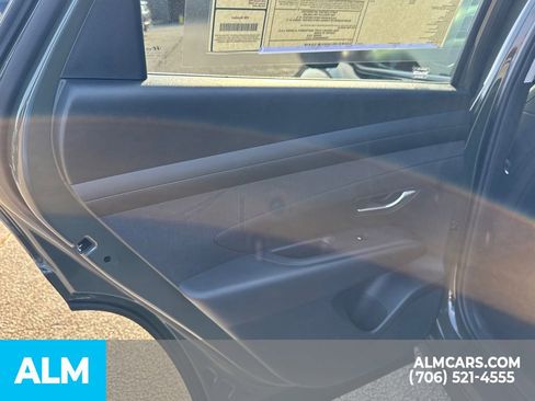 Used 2026 Hyundai Tucson SEL FWD image 14