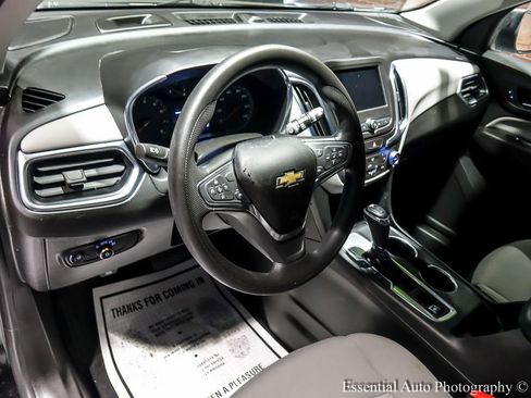 Used 2021 Chevrolet Equinox LS w/ LS Convenience Package FWD image 13