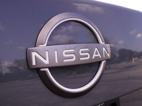 Used 2025 Nissan Sentra SV w/ All-Weather Package FWD image 39