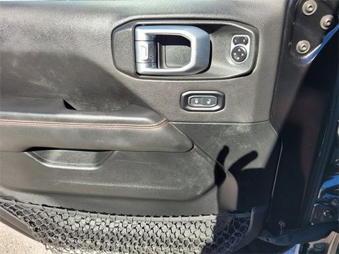 Used 2020 Jeep Gladiator Rubicon image 21