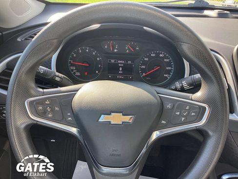 Used 2024 Chevrolet Malibu LT FWD image 28
