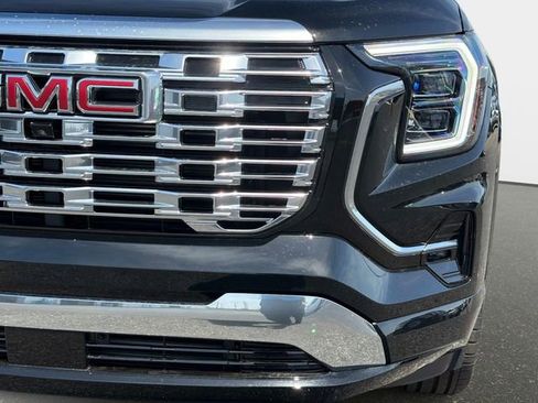 New 2026 GMC Terrain Denali AWD/4WD image 9
