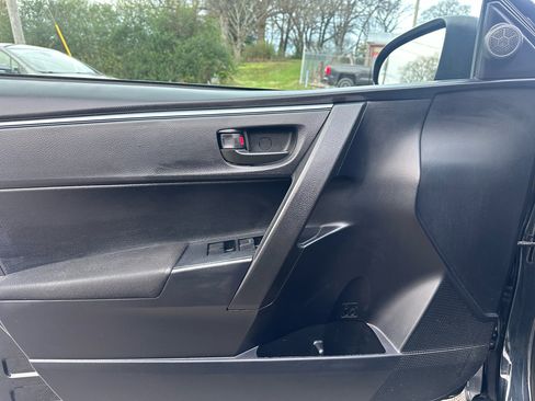 Used 2016 Toyota Corolla L image 13