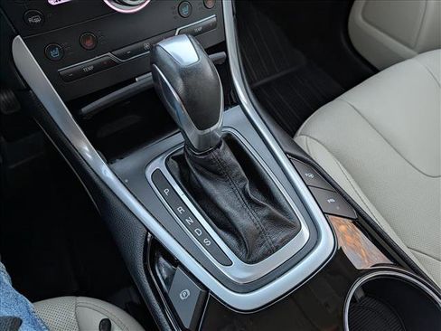 Used 2018 Ford Edge Titanium w/ Equipment Group 302A image 35