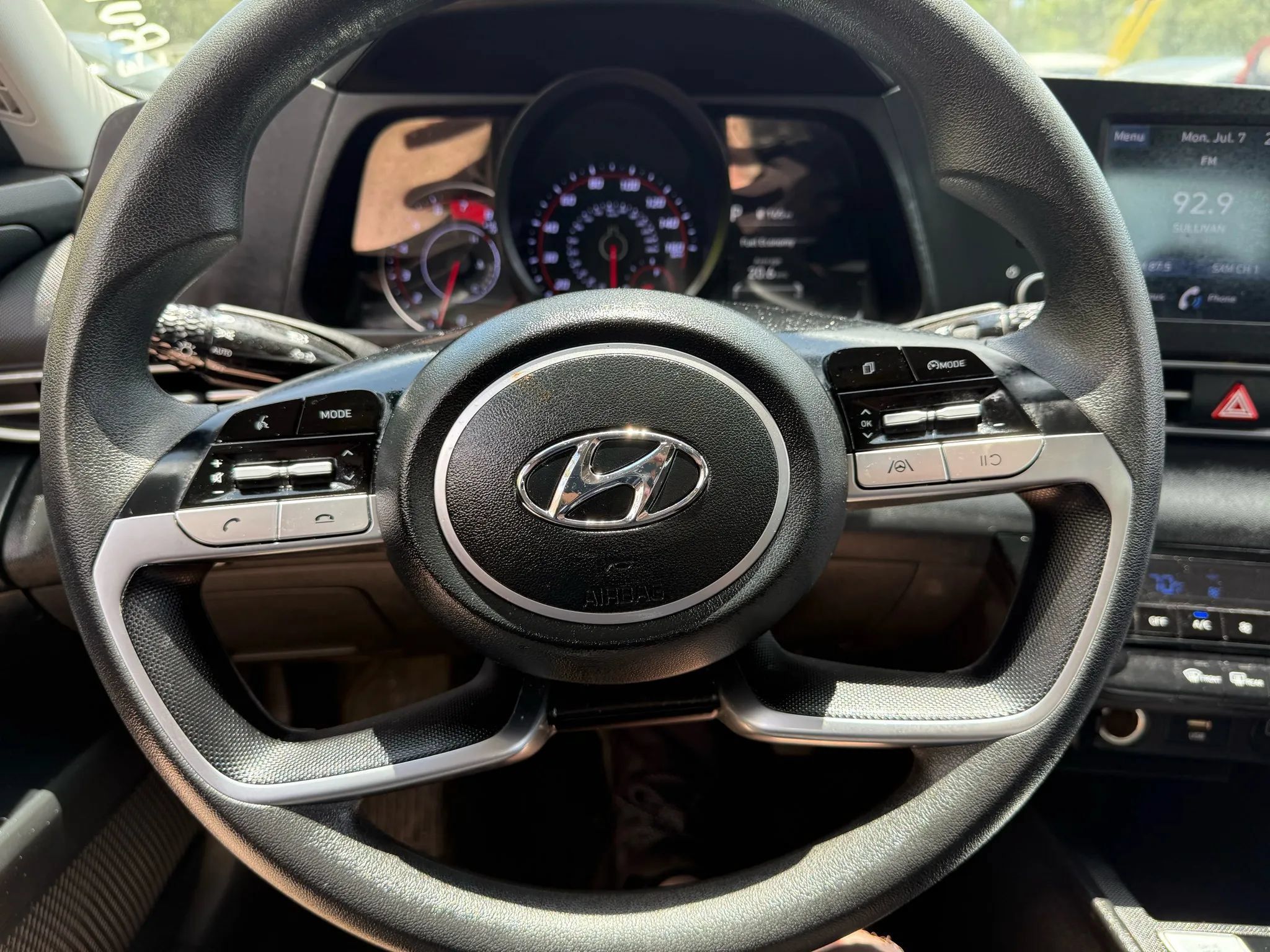 Used 2021 Hyundai Elantra SEL FWD image 20