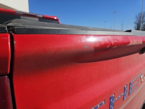 Used 2020 Chevrolet Silverado 1500 RST AWD/4WD image 10