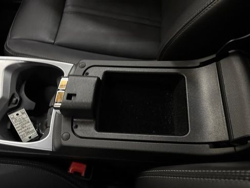 Used 2015 Cadillac SRX Luxury w/ Driver Awareness Package FWD image 56