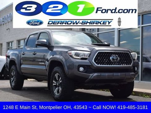 Used 2018 Toyota Tacoma SR5 AWD/4WD image 1