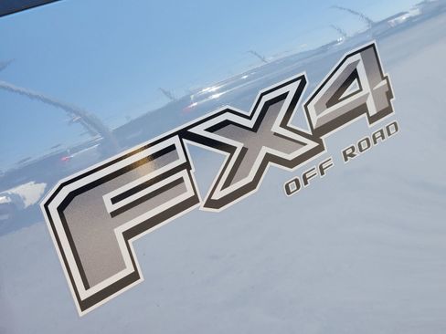 New 2026 Ford F250 Lariat w/ Black Appearance Package image 13