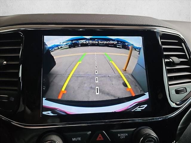 Used 2020 Jeep Grand Cherokee Altitude AWD/4WD image 14
