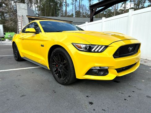 Used 2016 Ford Mustang GT Premium w/ Equipment Group 401A image 19