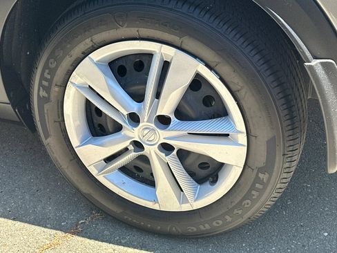 Certified 2025 Nissan Kicks Play S FWD image 4