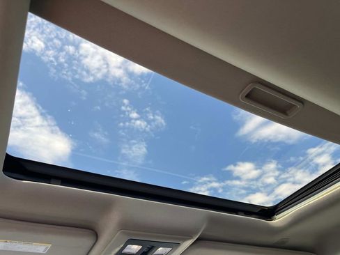 Used 2017 RAM 1500 Sport w/ Convenience Group image 17