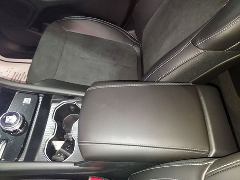 New 2026 Jeep Grand Cherokee Laredo image 27