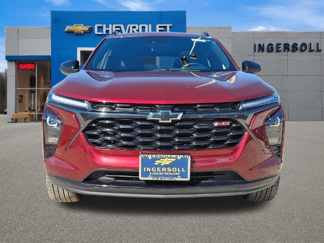 Used 2024 Chevrolet Trax RS w/ Sunroof Package FWD image 24
